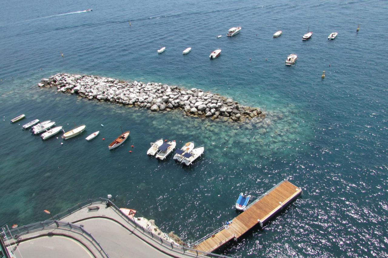 Domus Claudia Hotel Atrani Exterior foto