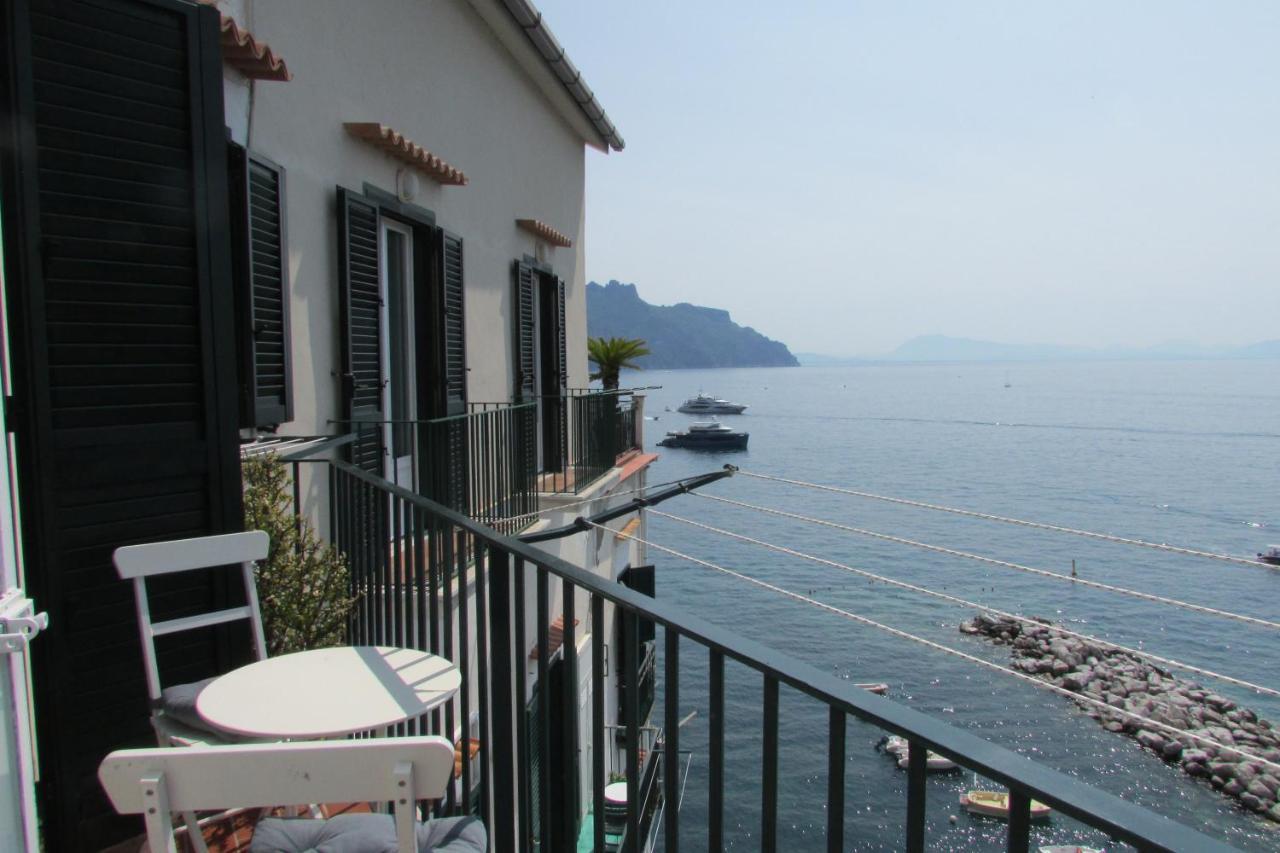 Domus Claudia Hotel Atrani Exterior foto