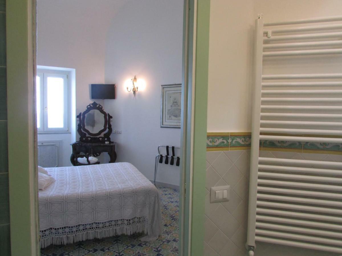 Domus Claudia Hotel Atrani Exterior foto