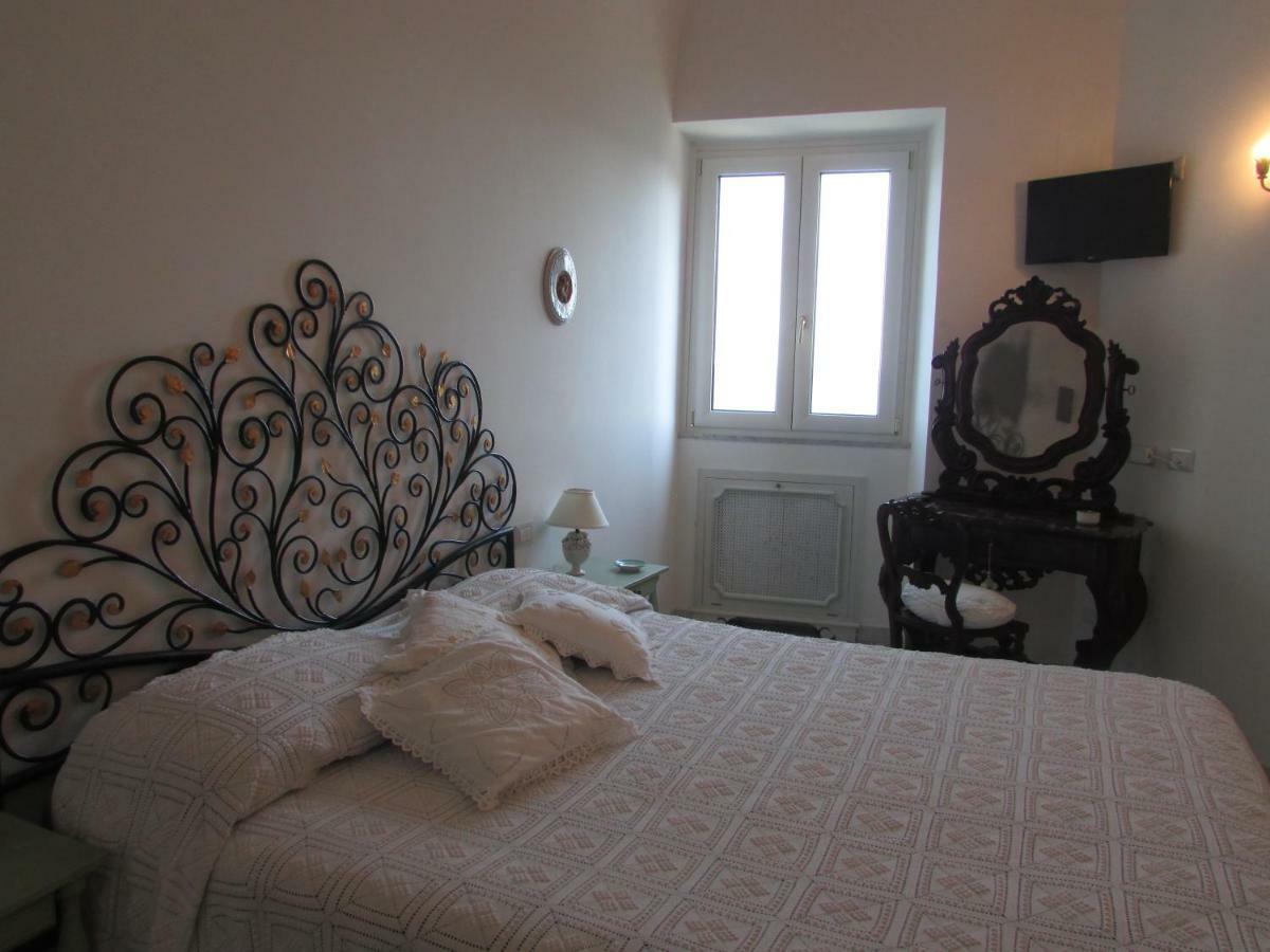 Domus Claudia Hotel Atrani Exterior foto